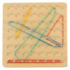 Geoboard-geoplan-drewniana-ukladanka-tworzenie-ksztaltow-z-gumek-137234 Geoboard Geoplan medinė dėlionė, kurianti figūras su gumytėmis