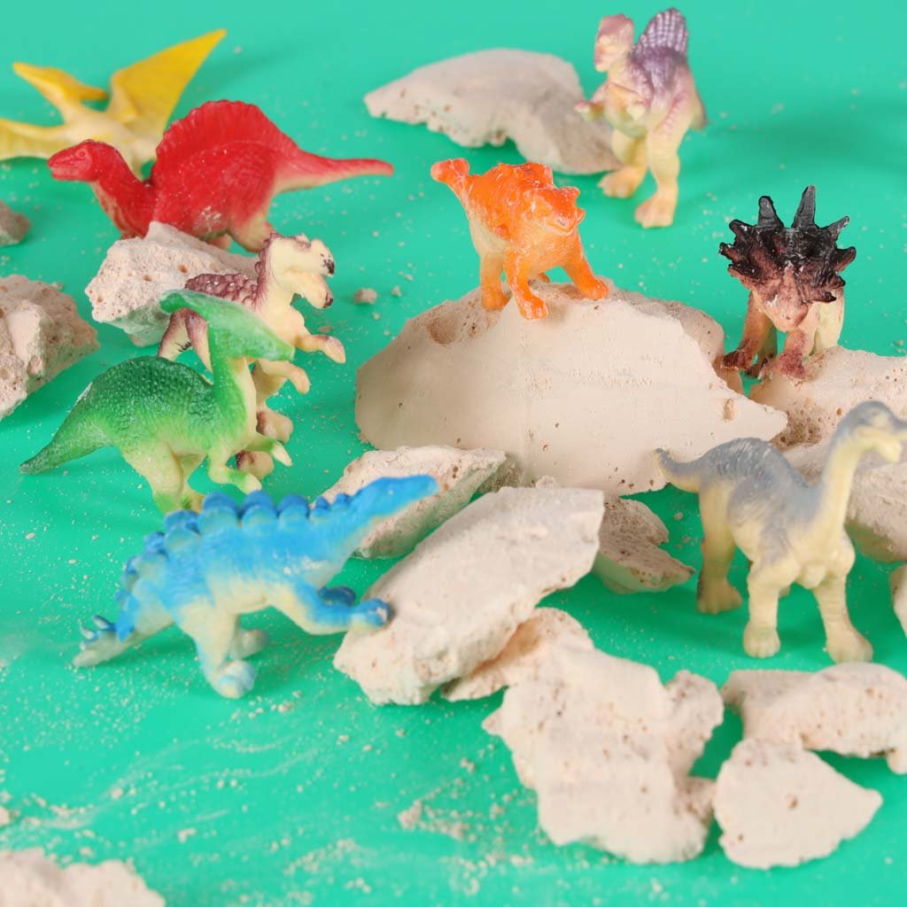 Dinozaury-wykopaliska-jajko-dinozaura-12-figurek-zestaw-archeologiczny-178742 Dinozaurai kasinėjimai XL dinozauro kiaušinis 12 figūrų archeologinis rinkinys