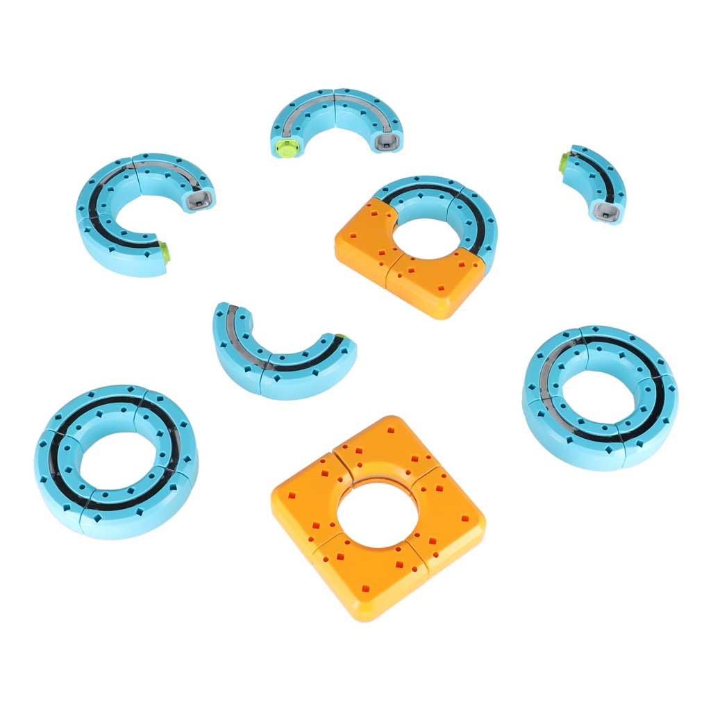 Klocki-magnetyczne-konstrukcyjne-tor-wyscigowy-auta-129-elementow-186545 Magnetinės kaladėlės lenktynių trasos automobiliams 129 elementai